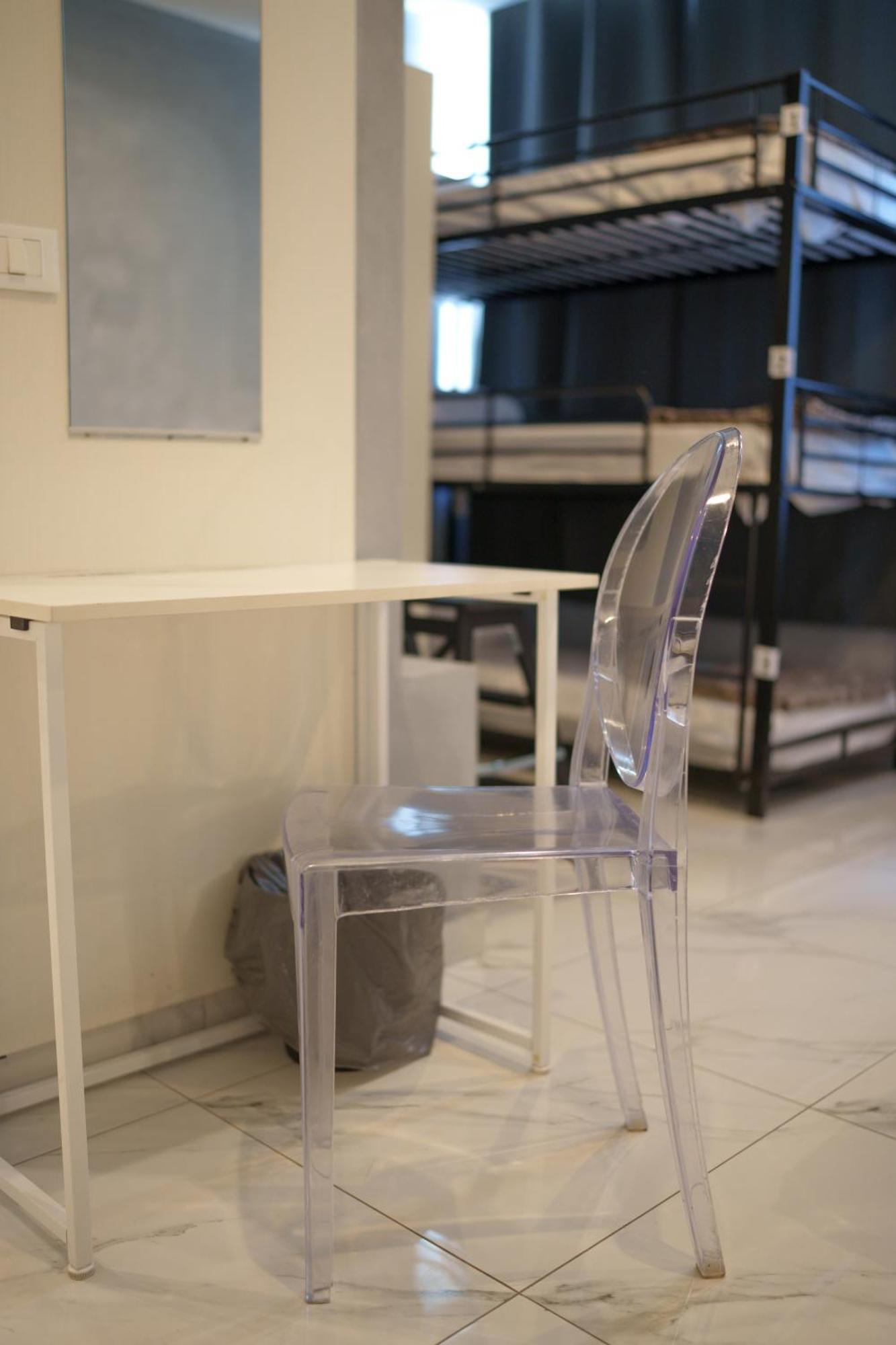 Lion University & Youth Hostel Milano Buitenkant foto
